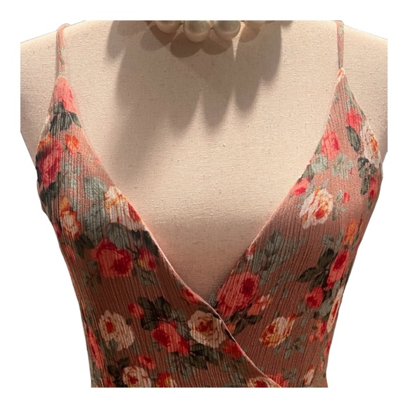 Lulu's Floral Dress - Picture 4 of 4